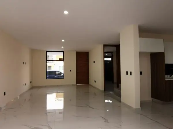 Casa en venta en Bosque Real, Tlajomulco de Zúñiga — foto 2 de 20