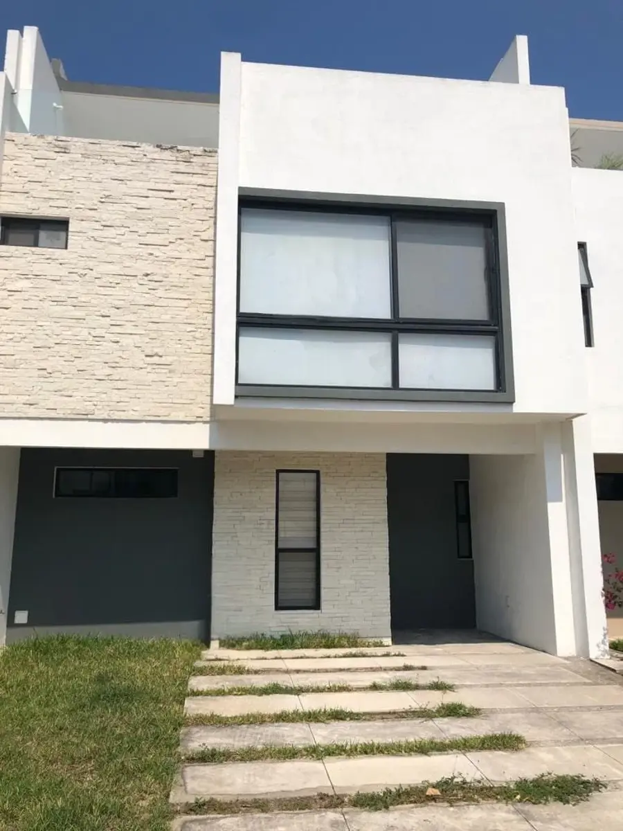 Casa en renta en Cumbres Residencial, Boca del Río — foto 1 de 6