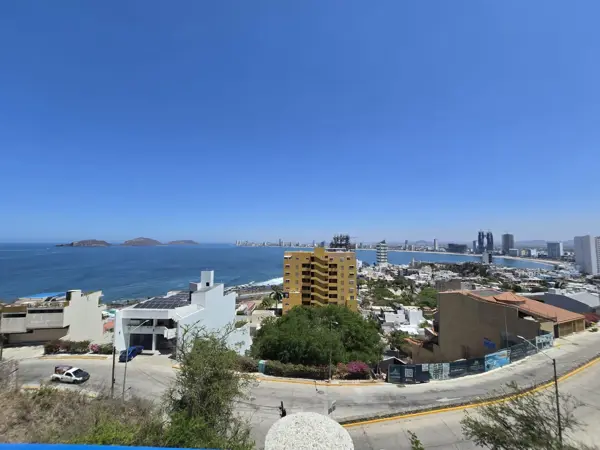 Casa en venta en Mazatlán Centro, Mazatlán — foto 3 de 100