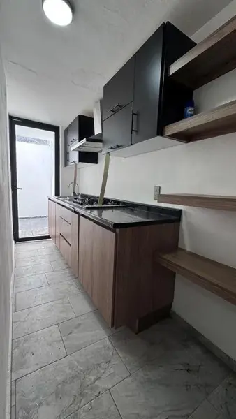 Casa en venta en Las Aguilas, Zapopan — foto 2 de 8