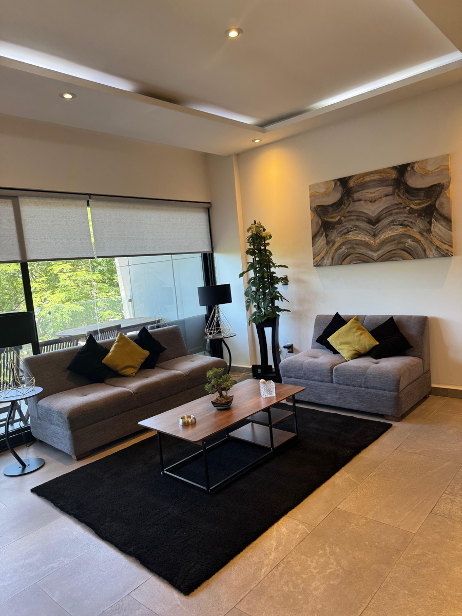 Departamento en renta en Villas de Irapuato, Irapuato — foto 1 de 43