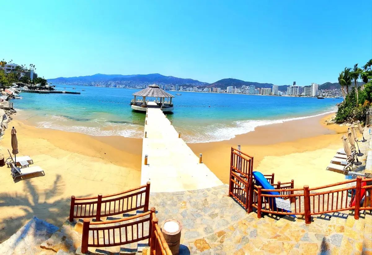 Departamento en renta en Playa Guitarrón, Acapulco de Juárez — foto 1 de 18