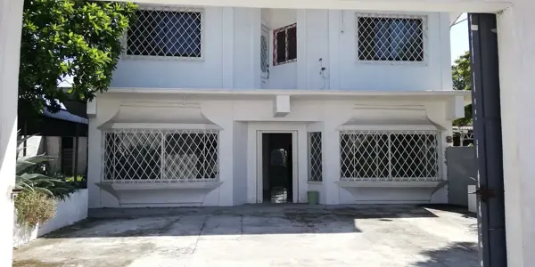 CASA DE 3 RECAMARAS CON O SIN BODEGA EN RENTA CERCA DEL POLIDEPORTIVO DEL CHECHEN