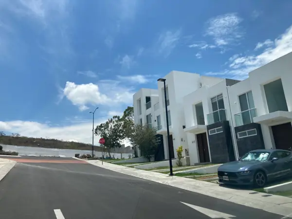 Casa en venta en Zibatá, El Marqués — foto 2 de 37