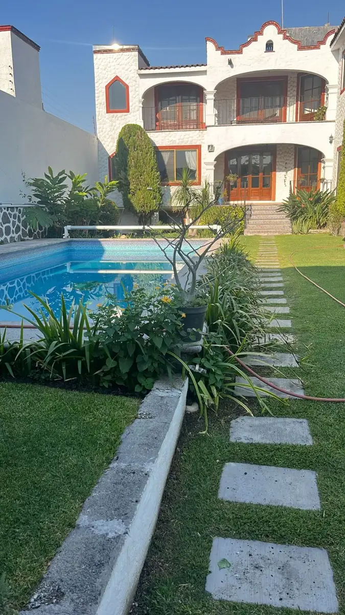 Casa en venta en Burgos Bugambilias, Temixco — foto 1 de 19