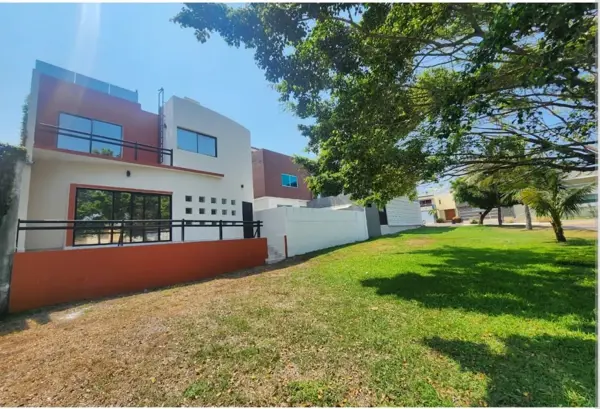 Casa en venta en Las Lomas Residencial, Alvarado — foto 2 de 11