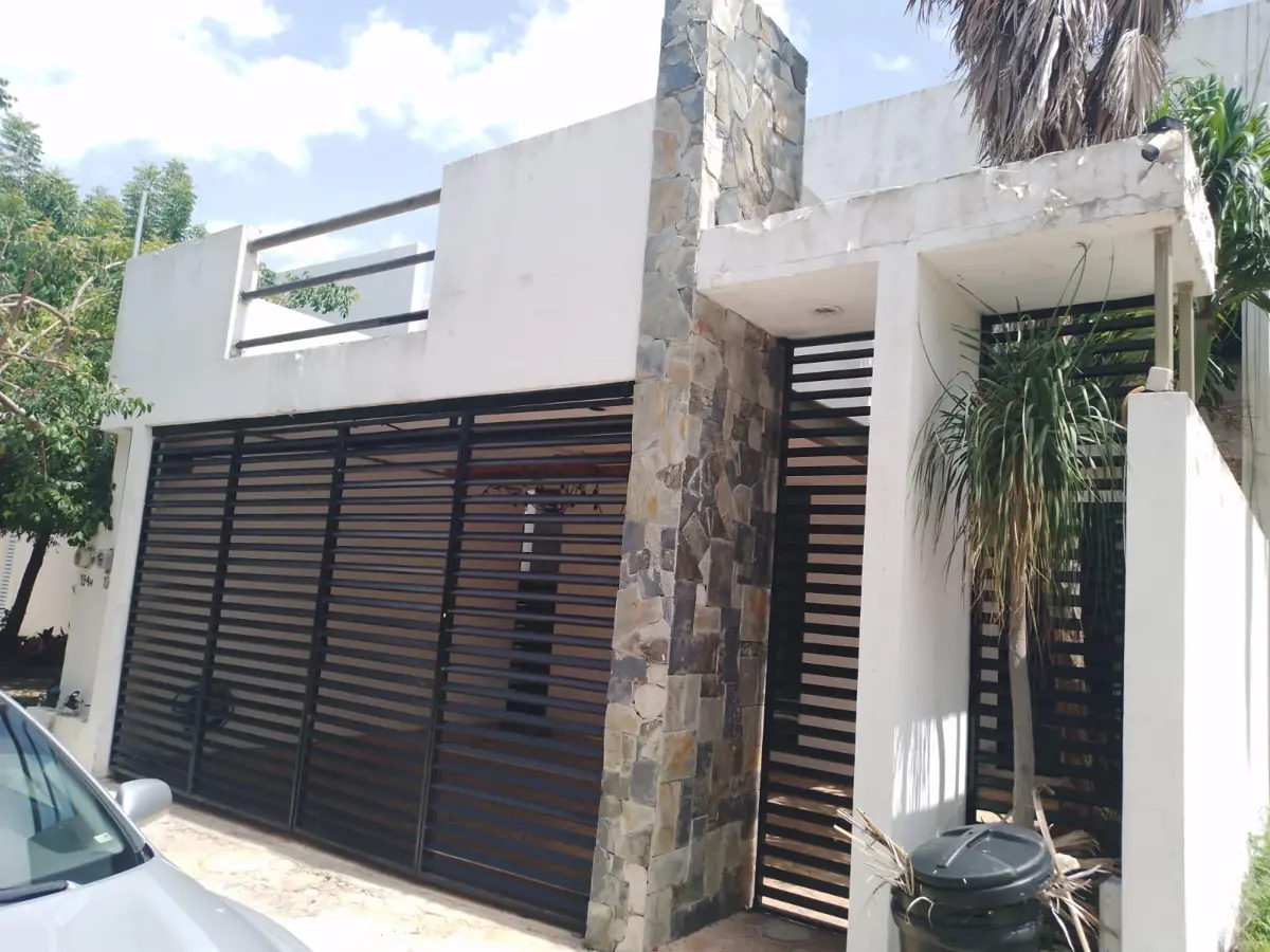 Casa en renta en Santa Maria, Mérida — foto 1 de 37