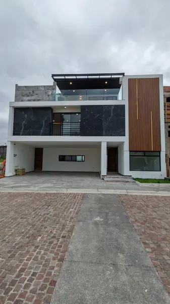 Casa en venta en Lomas de Angelópolis, San Andrés Cholula — foto 2 de 73