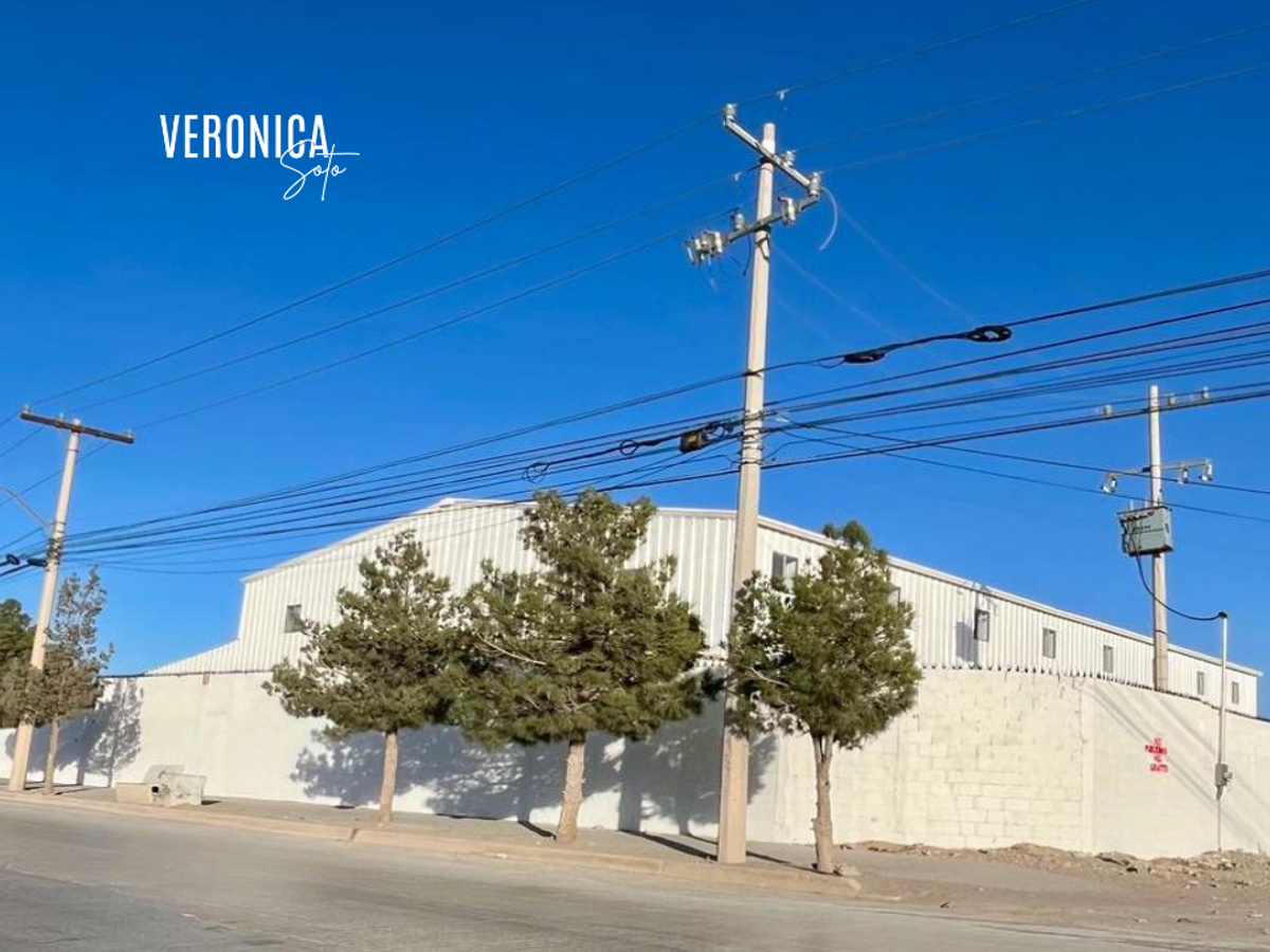 Bodega en renta en Fray Garcia de San Francisco, Juárez — foto 1 de 6