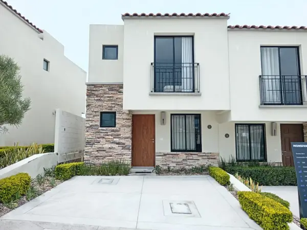 Tu Casa a 10 Minutos de los Arcos!! y con Escritura Gratis!!