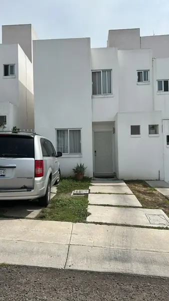Vendo casa cerca del Tec de Monterrey