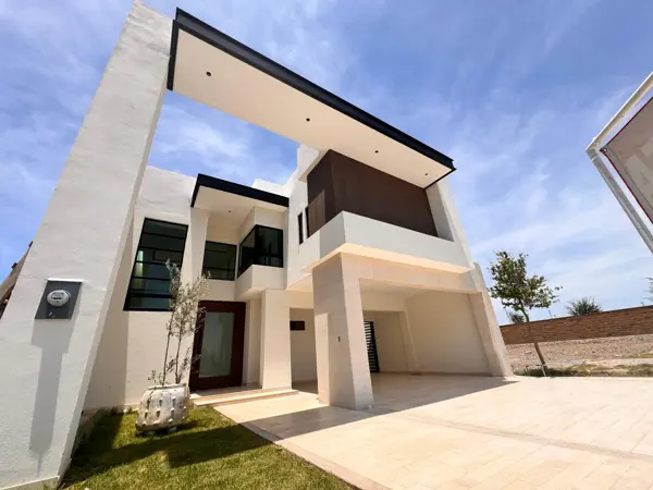 Casa en venta en El Cardenchal, Torreón — foto 2 de 27