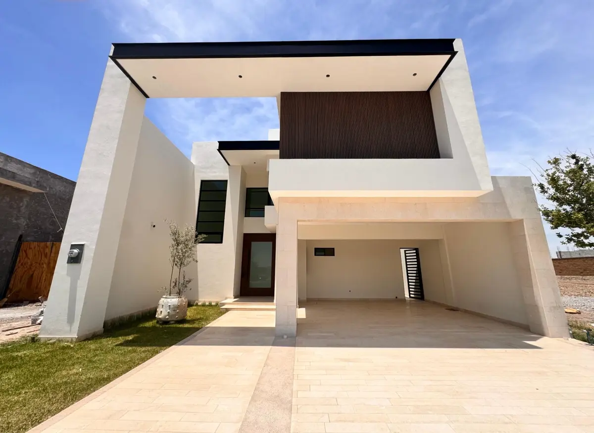 Casa en venta en El Cardenchal, Torreón — foto 1 de 27
