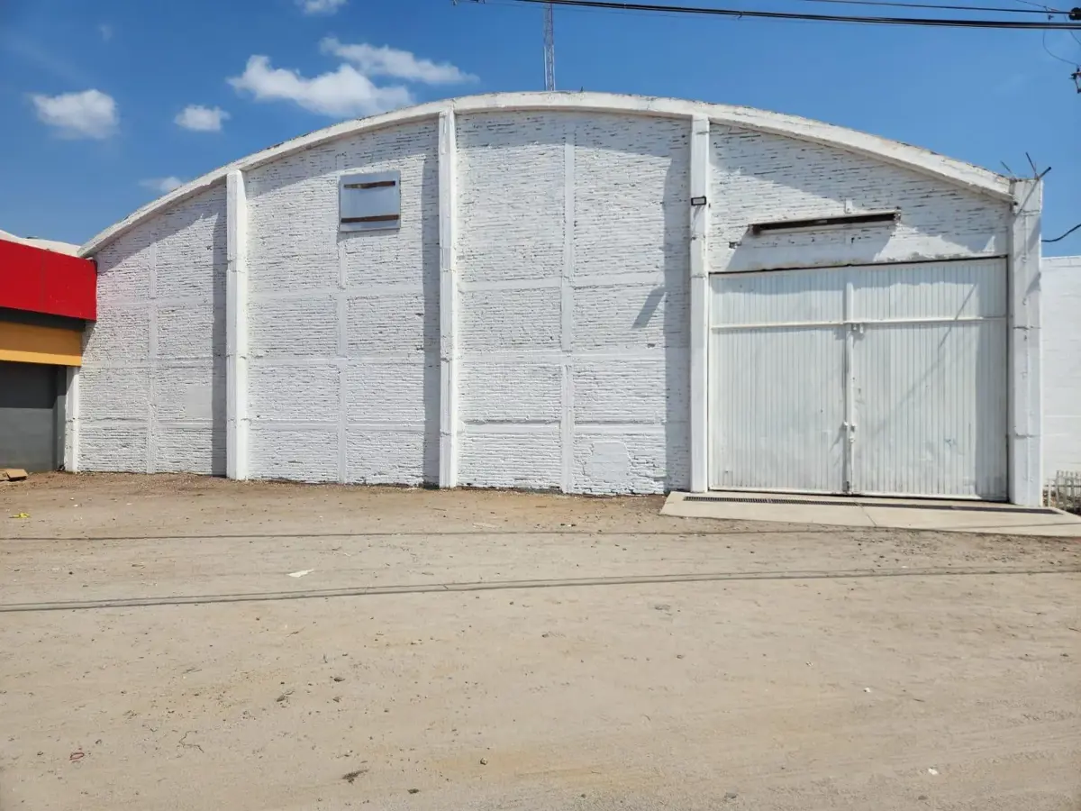 BODEGA EN RENTA DE 1,500 M2 EN ZONA INDUSTRIAL INFONAVIT LAS FLORES EN CULIACAN SINALOA BODEGA EN RENTA DE 1,500 M2 EN ZONA INDUSTRIAL INFONAVIT LAS FLORES EN CULIACAN SINALOA