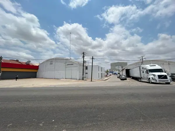Bodega en renta en INFONAVIT Las Flores, Culiacán — foto 2 de 8