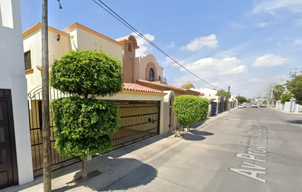 Casa en venta en Los Portales, Hermosillo — foto 3 de 11