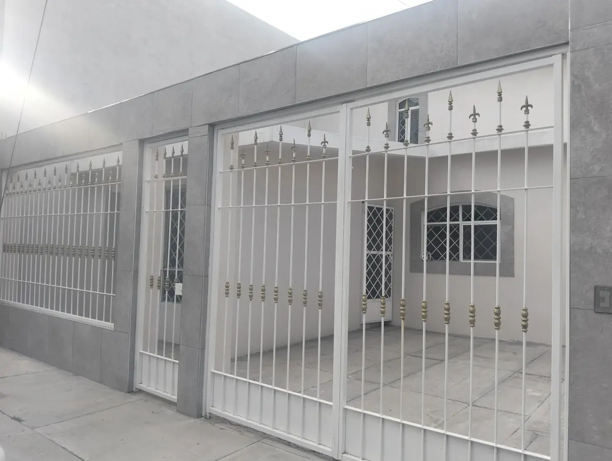 Casa en venta en Villas Residenciales, Torreón — foto 1 de 17