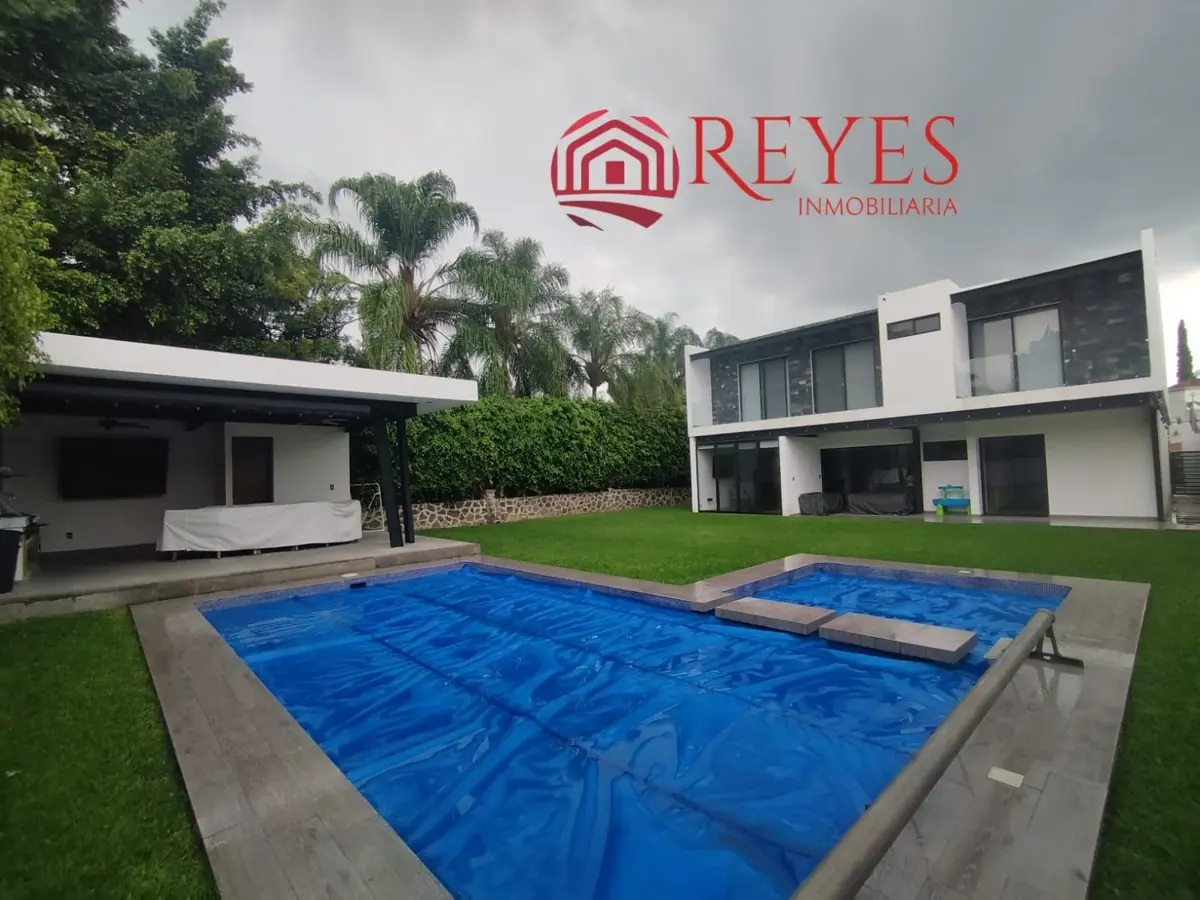 Casa en venta en Lomas de Cocoyoc, Atlatlahucan — foto 1 de 23