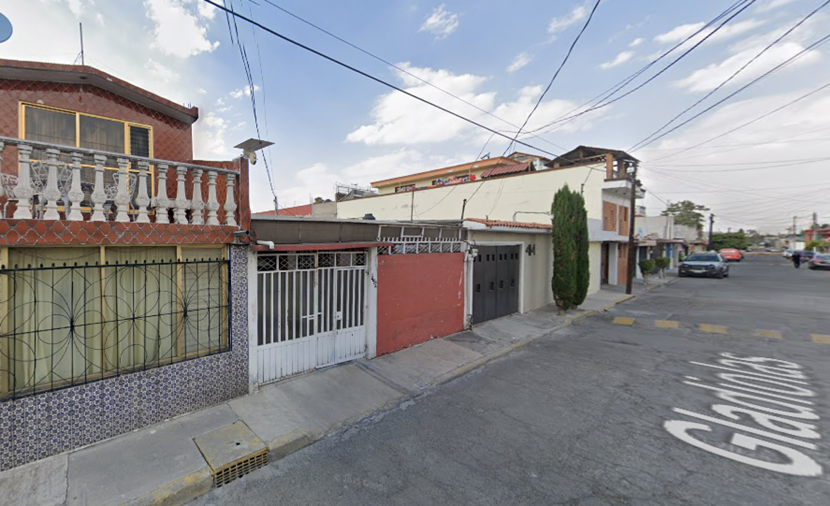 Casa en venta en Villa de las Flores 1a Sección (Unidad Coacalco), Coacalco de Berriozábal — foto 1 de 10