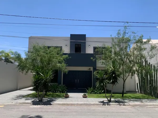 Casa en venta en Residencial Frondoso, Torreón, Coahuila de Zaragoza Casa en venta en Residencial Frondoso, Torreón, Coahuila de Zaragoza