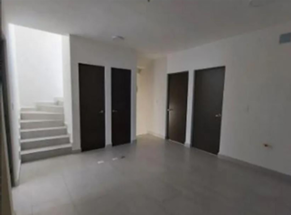 Casa en venta en Colinas de San Jerónimo Sector Panorama 2 Sector, Monterrey — foto 3 de 9
