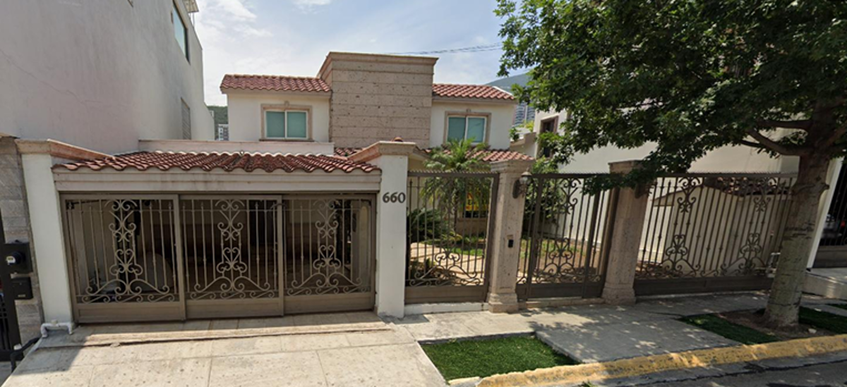 Casa en venta en Colinas de San Jerónimo Sector Panorama 2 Sector, Monterrey — foto 1 de 9