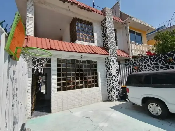 Casa en venta en Ciudad Cuauhtémoc Sección Embajada, Ecatepec de Morelos — foto 2 de 35
