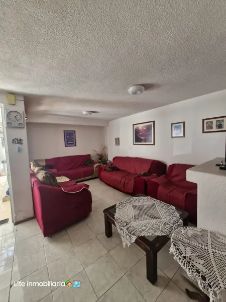 VENDO CASA A 10 MINUTOS DE AV. AZTECAS!!!!! VENDO CASA A 10 MINUTOS DE AV. AZTECAS!!!!!