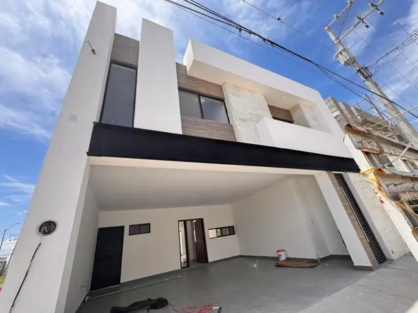 Casa en venta en Residencial los Fresnos, Torreón — foto 2 de 20