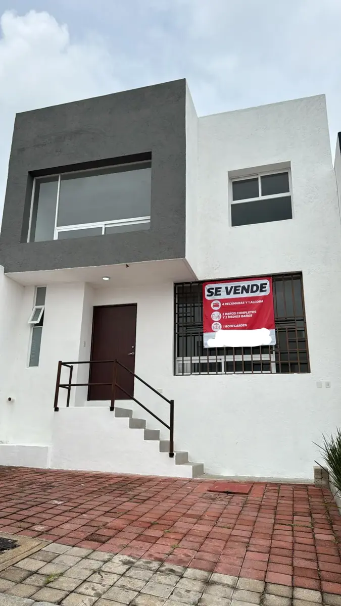 Casa en venta en Los Olvera, Corregidora — foto 1 de 31