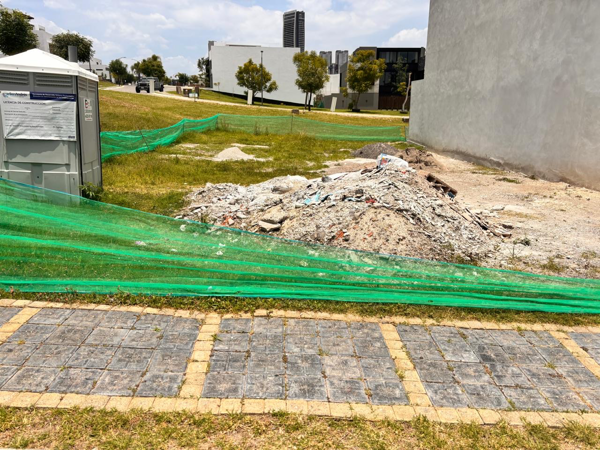 Terreno residencial en venta en Parque Bruselas, Lomas de Angelópolis, San Andrés Cholula, Puebla