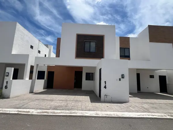 Casa en venta en Lomas de las Etnias, Torreón — foto 2 de 31