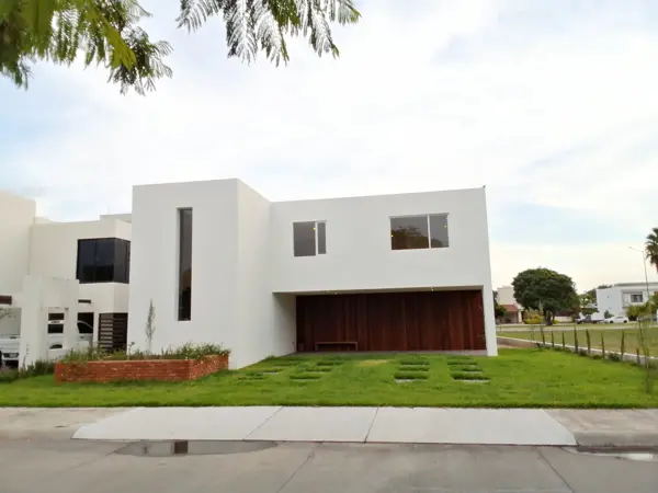 Residencia Nueva de Lujo – San Lorenzo Residencial, Celaya — foto 1 de 24