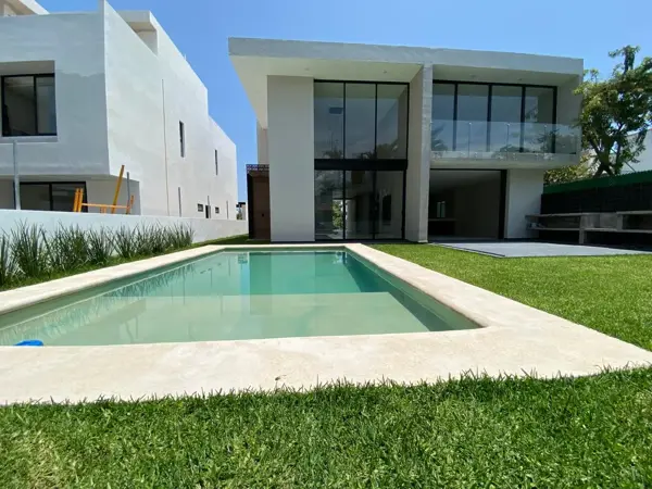 Casa en venta en Lomas de Cocoyoc, Atlatlahucan — foto 2 de 24