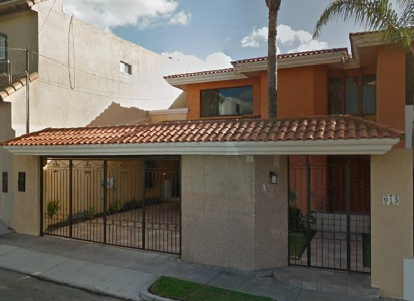 Casa en Venta en Playas de Tijuana Sección Jardines, 5 Recámaras