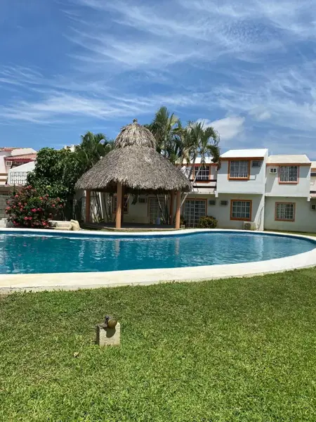 Casa en venta en Llano Largo, Acapulco de Juárez — foto 2 de 36