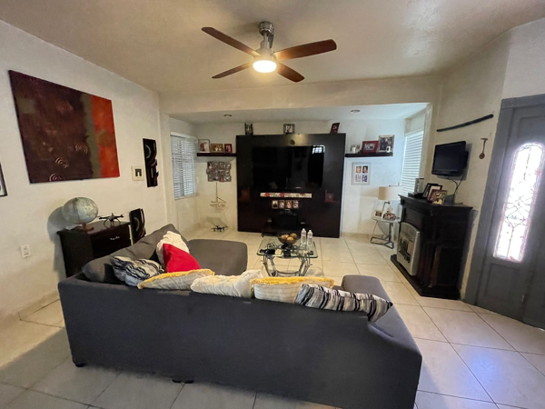 Casa en venta en Valle del Sur, Tijuana — foto 2 de 16