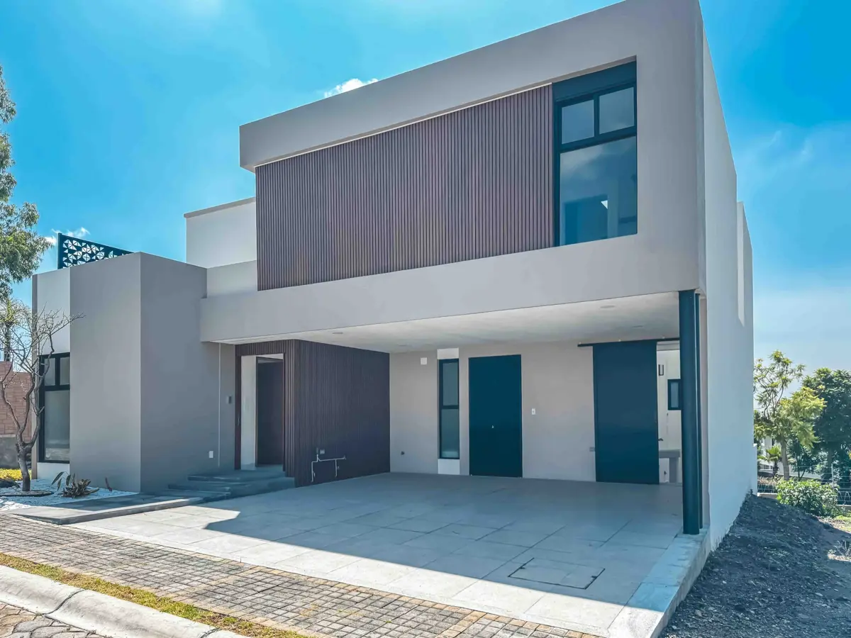 Casa en venta en Lomas de Angelópolis II, San Andrés Cholula — foto 1 de 42
