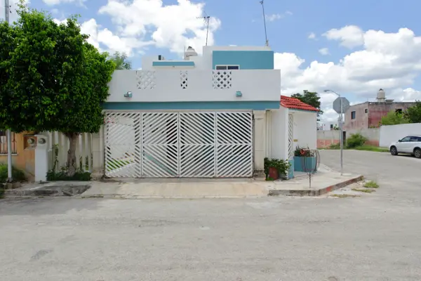 Casa en venta en Bosques del Poniente, Mérida — foto 2 de 20