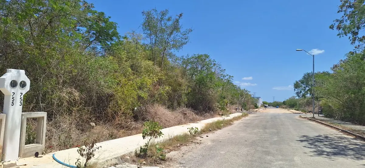 Terreno en venta en Real Montejo, Mérida — foto 1 de 7