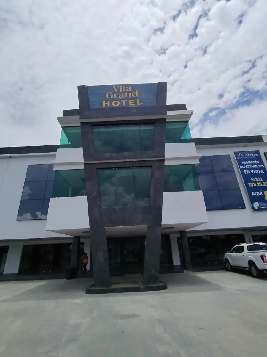 Local en renta en Nuevo Vallarta, Bahía de Banderas — foto 1 de 14