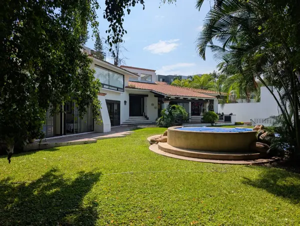 Casa en venta en Sumiya, Jiutepec — foto 2 de 49