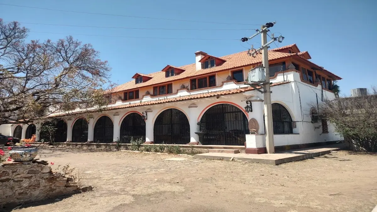 Finca-Rancho en venta en San Jose de la Laja, Tequisquiapan — foto 1 de 50