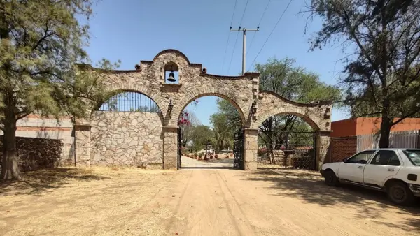 Finca-Rancho en venta en San Jose de la Laja, Tequisquiapan — foto 2 de 50