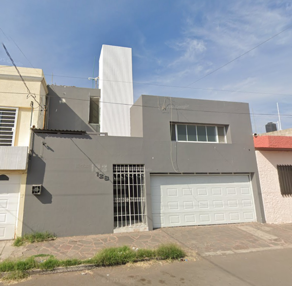 Casa en Venta en Camino Real, Durango - Amplia y Céntrica