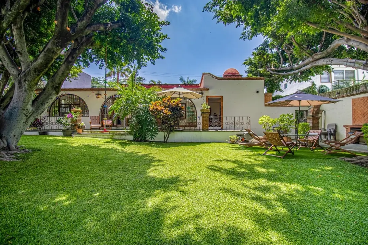 Casa en venta en Burgos, Temixco — foto 1 de 26
