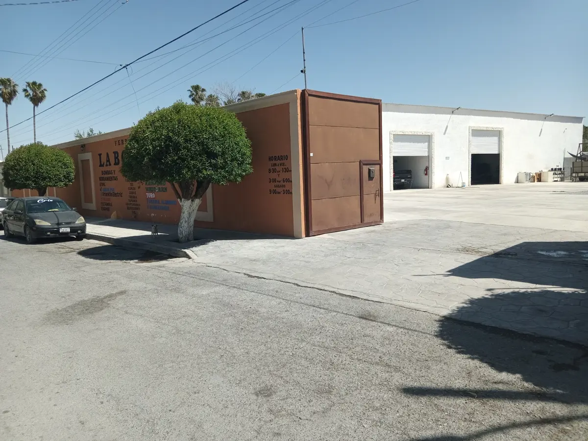 Bodega en venta en Parras de la Fuente Centro, Parras — foto 1 de 12