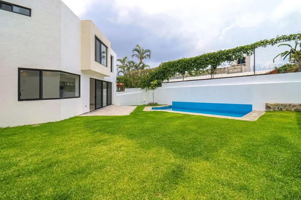 Casa en venta en Lomas de Tetela, Cuernavaca — foto 1 de 27