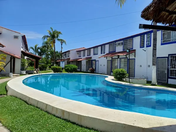 Casa en venta en Llano Largo, Acapulco de Juárez — foto 2 de 13