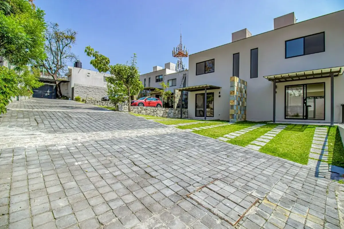 Casa en venta en Cuernavaca Centro, Cuernavaca — foto 1 de 15
